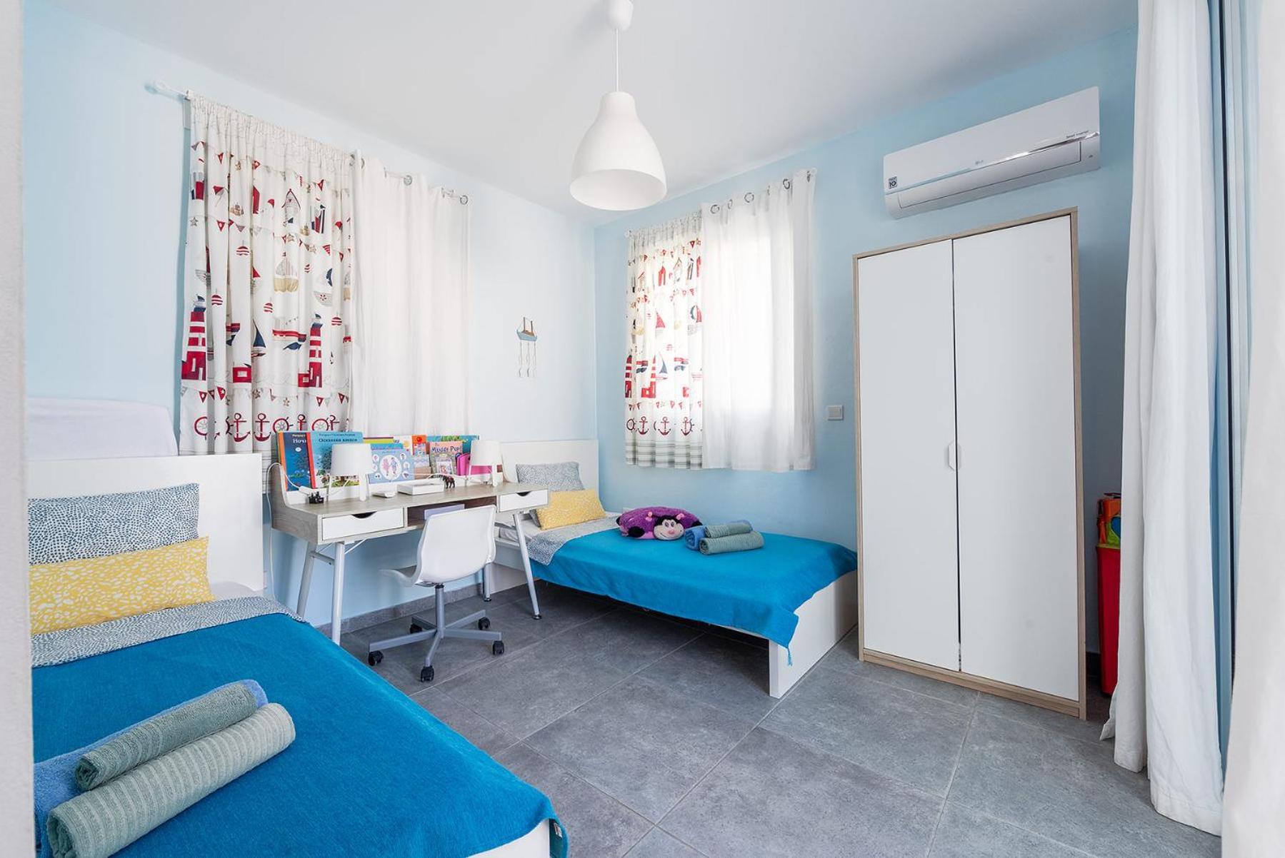 Blue Diamond Beach Villas Пафос Экстерьер фото