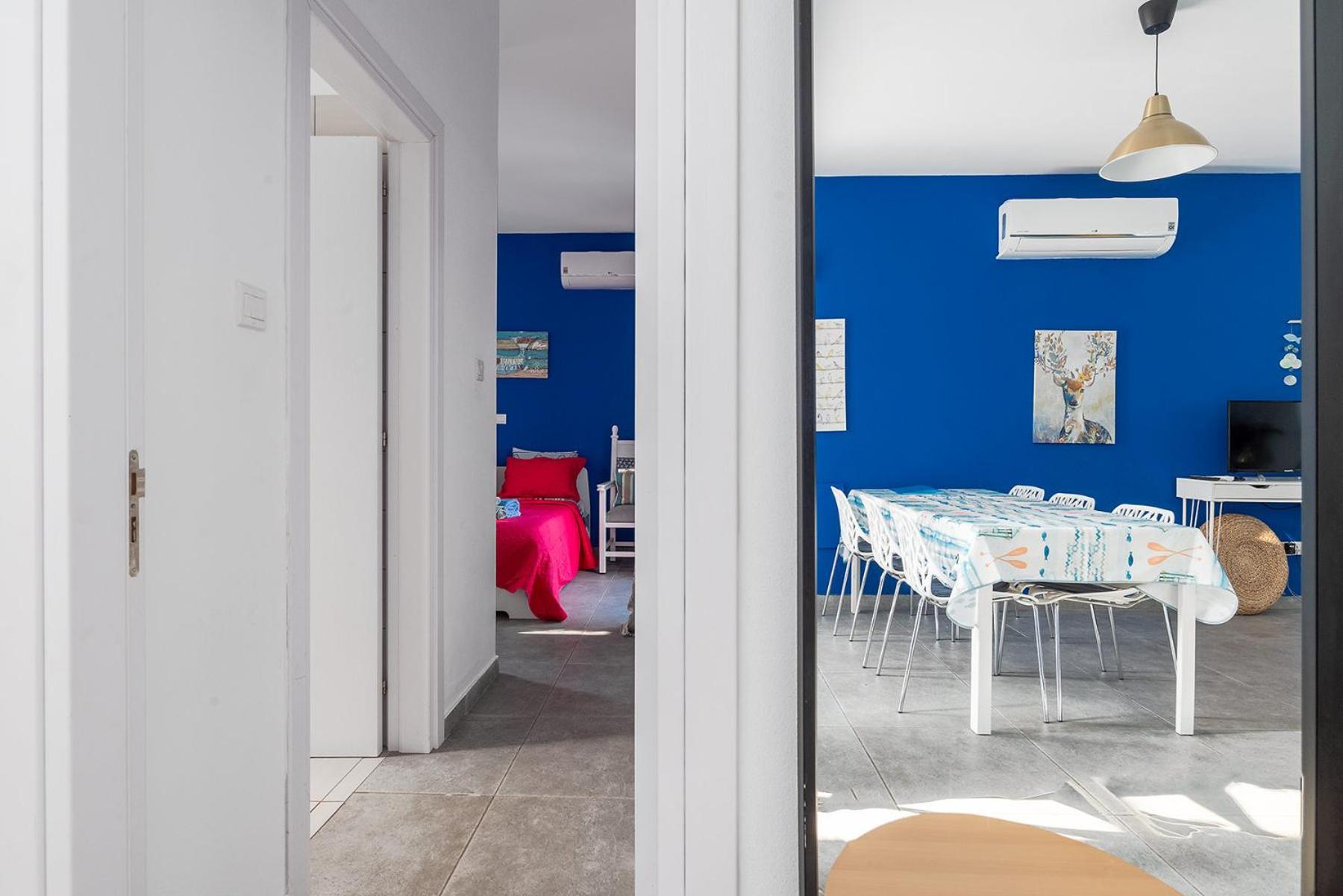 Blue Diamond Beach Villas Пафос Экстерьер фото