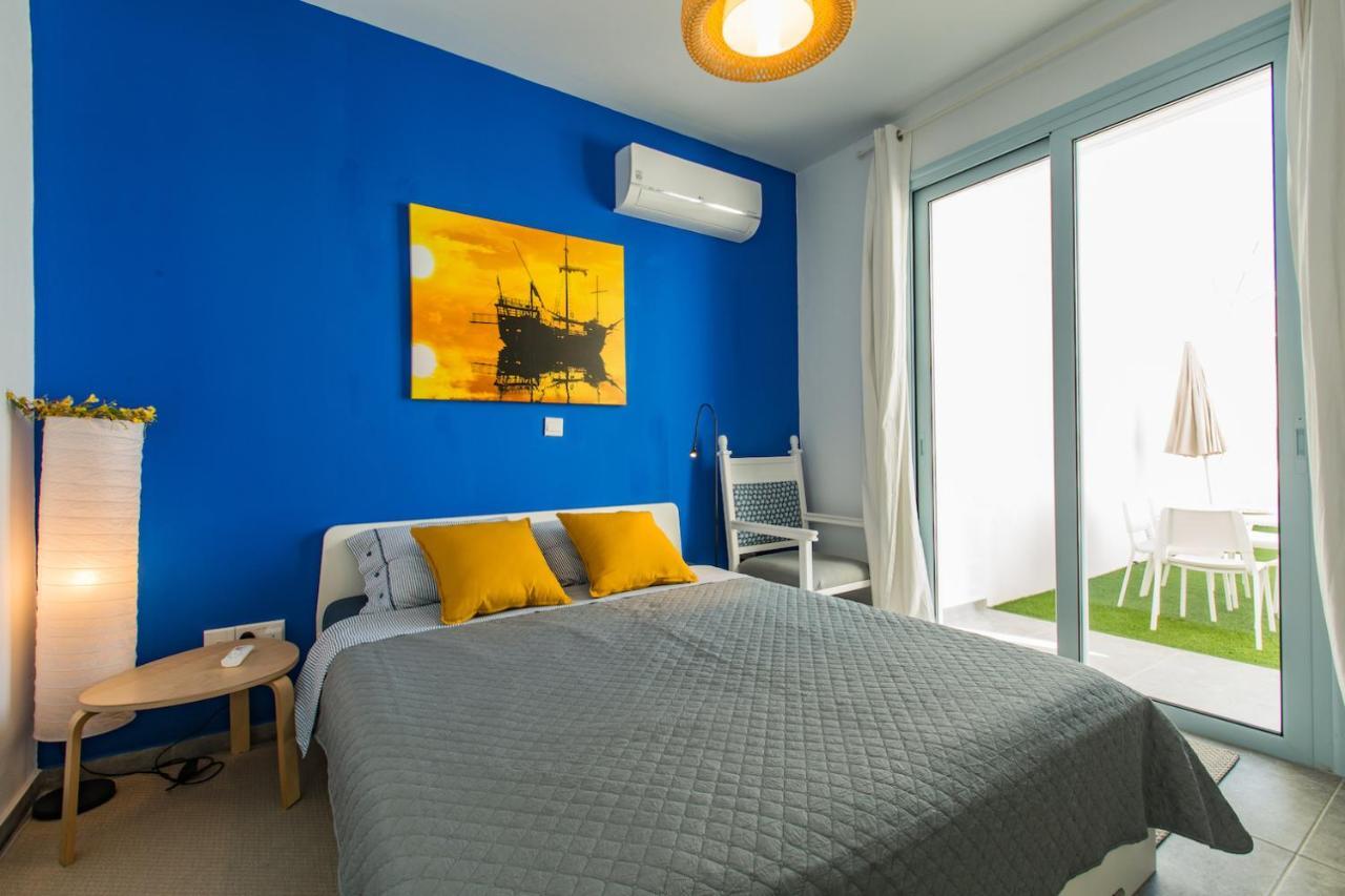 Blue Diamond Beach Villas Пафос Экстерьер фото